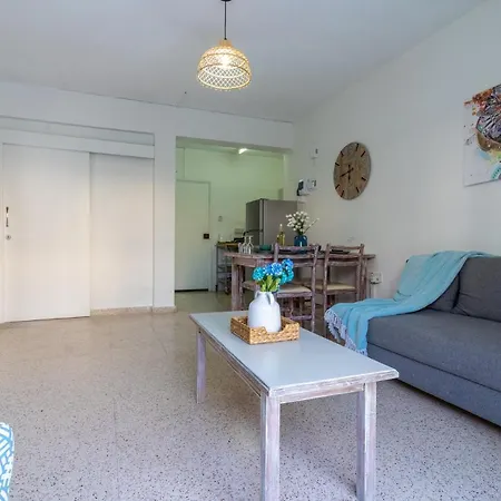 Vision 1-bedroom In Apartment *